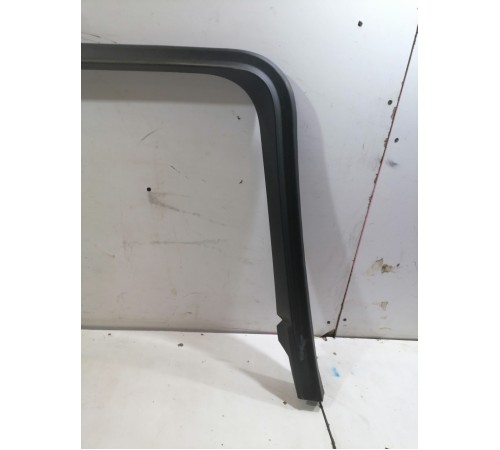 Накладка двери задняя левая