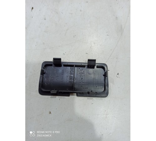 Заглушка обшивки багажника