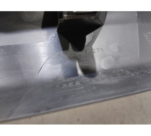 Накладка порога левая