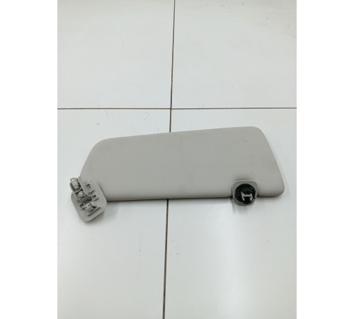 Козырёк левый