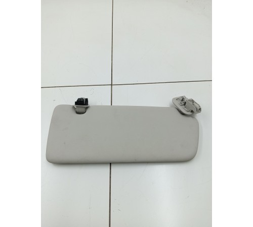 Козырёк левый