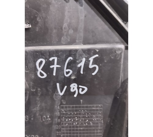 Кронштейн(крепление) замка двери задний левый