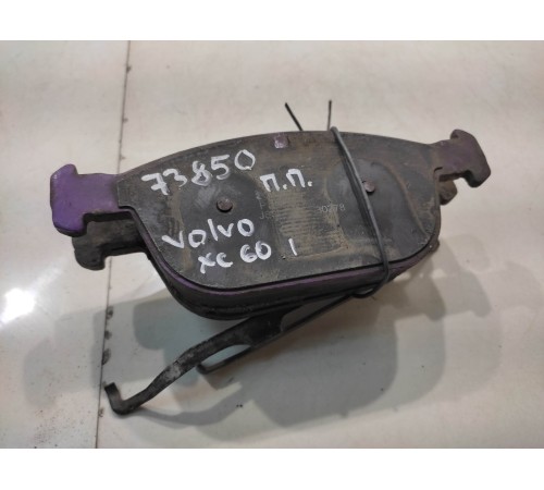 Колодки(передний, правый)