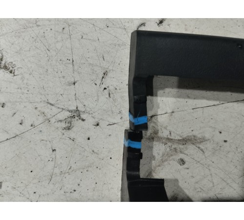 Накладка крепления сиденья задняя правая