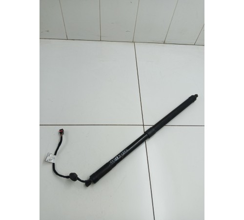 Амортизатор крышки багажника левый