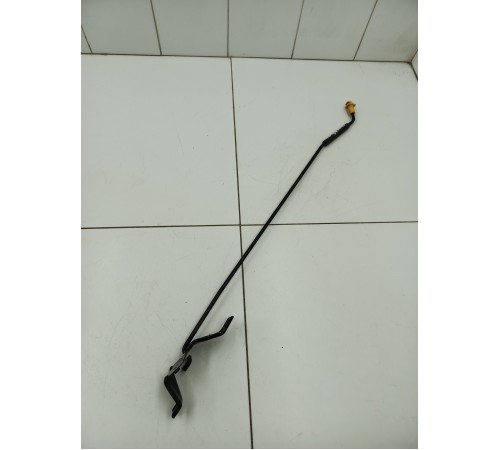 Держатель капота