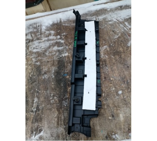 Обшивка пола багажника левая