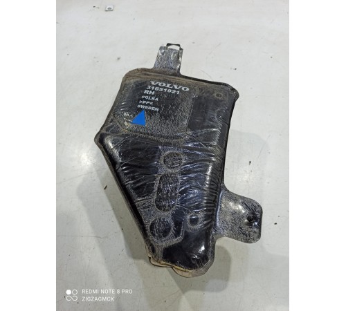 Шумоизоляция капота правая