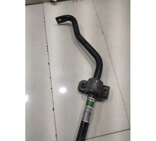 Стабилизатор передний