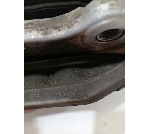 Суппорт передний левый