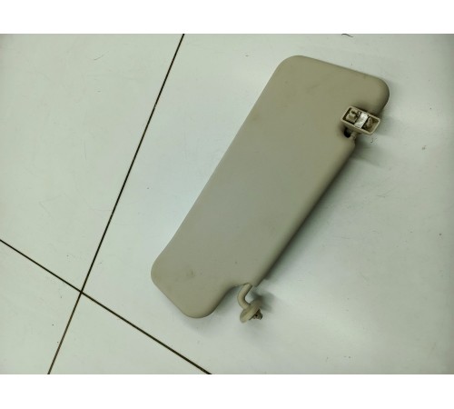 Козырек солнце защитный левый