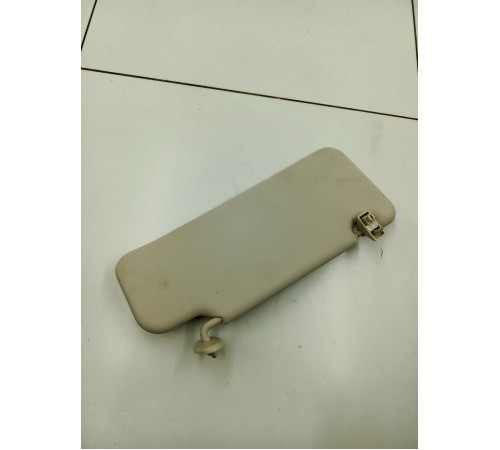 Козырек солнце защитный левый