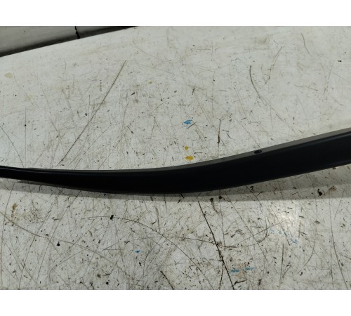 Поводок стеклоочистителя правый