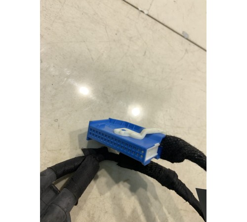 Электропроводка двери (передняя, правая)