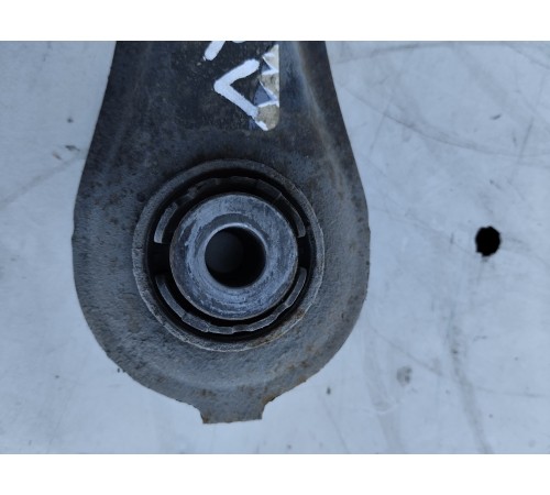 Рычаг подвески(задний правый)