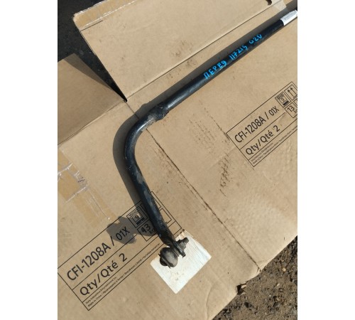 Стабилизатор передний