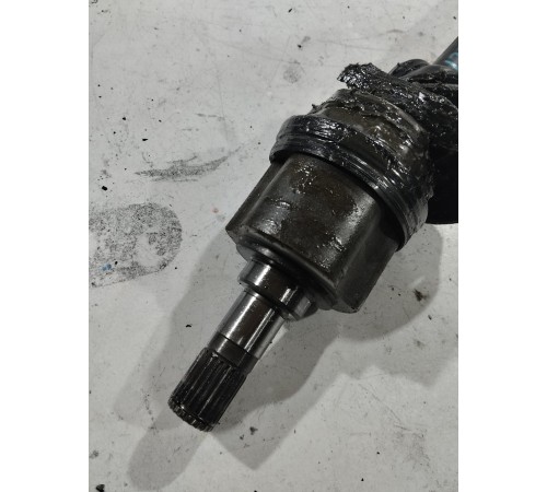 Привод (полуось) передний левый