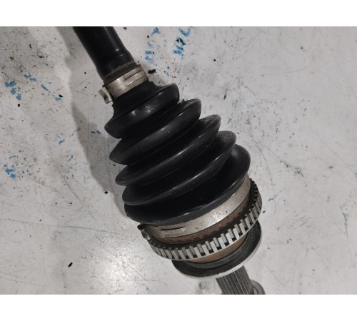 Привод (полуось) передний левый