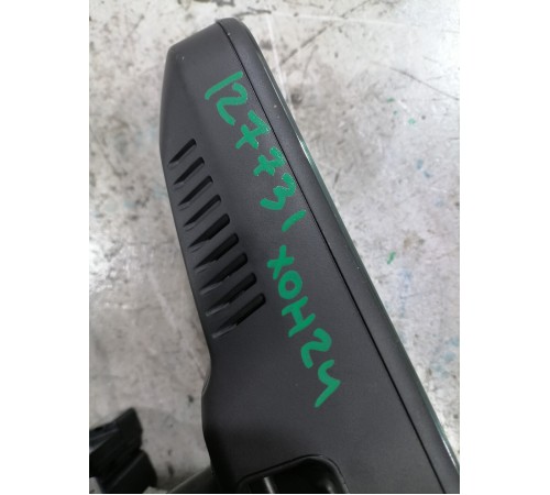 Зеркало заднего вида салонное