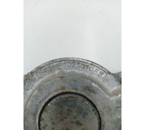 Ролик натяжитель приводного ремня