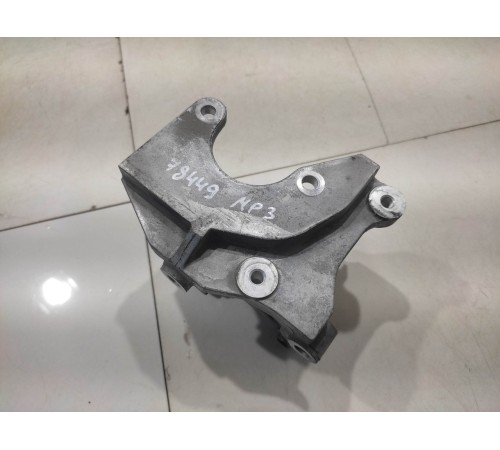 Кронштейн помпы