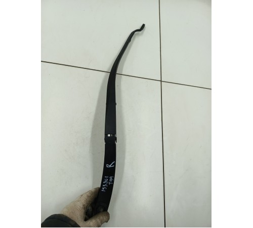 Поводок стеклоочистителя правый