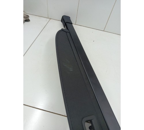 Шторка багажника выдвижная