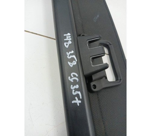 Шторка багажника выдвижная