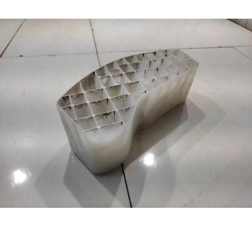 наполнитель двери (задний левый)