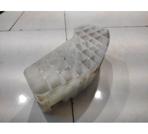 наполнитель двери (задний левый)