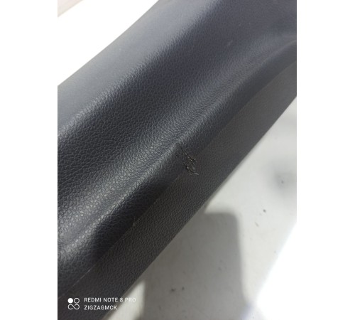 Обшивка центральной стойки(правая нижняя)