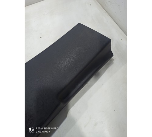 Обшивка центральной стойки(правая нижняя)