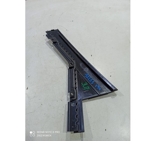 Накладка двери (задняя правая)