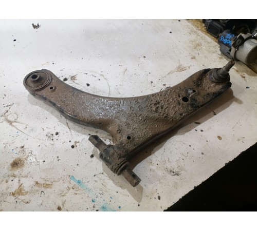 Рычаг подвески передний левый