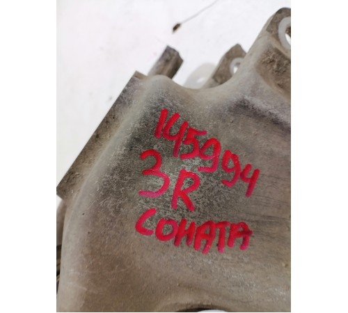 Кулак поворотный задний правый