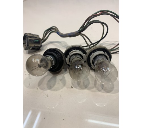 Электропроводка левого фонаря