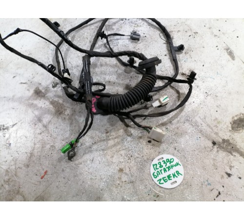 Электропроводка крышки багажника