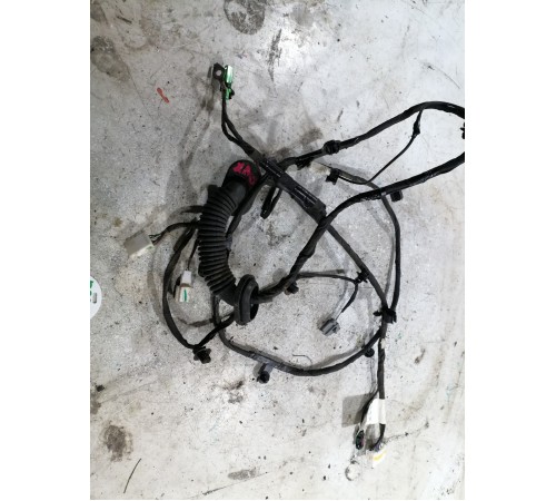 Электропроводка крышки багажника