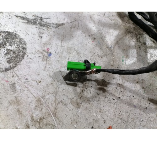 Электропроводка крышки багажника