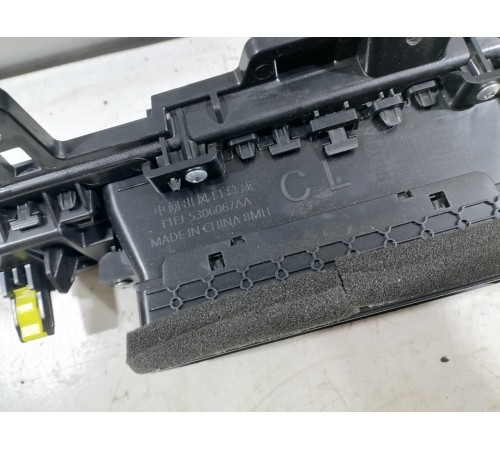 Воздушный дефлектор торпедо центральный