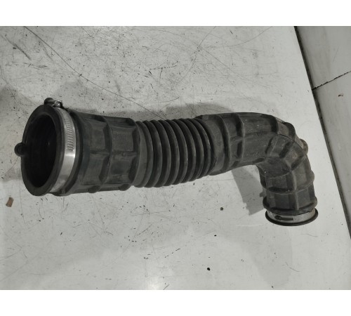 Патрубок воздушного фильтра