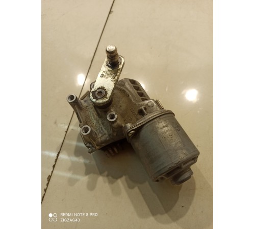 Моторчик стеклоочистителя(передний)