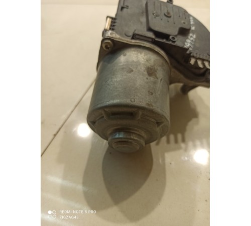 Моторчик стеклоочистителя(передний)