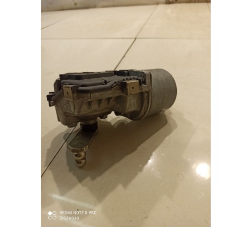 Моторчик стеклоочистителя(передний)