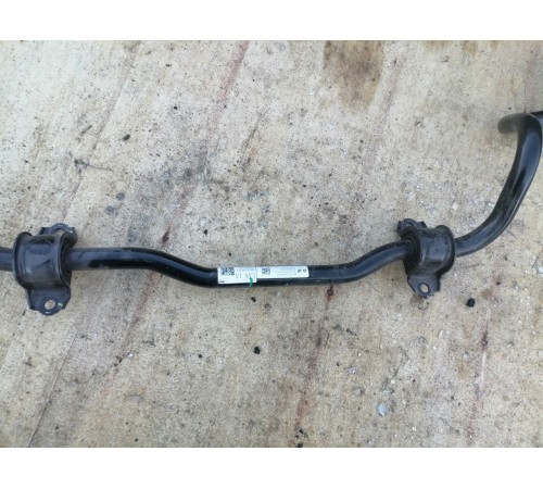 Стабилизатор передний