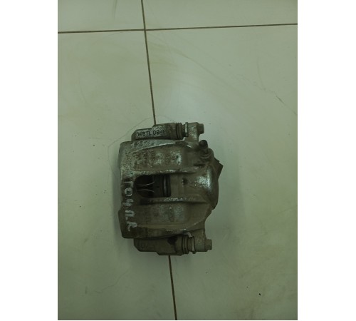 Суппорт передний правый