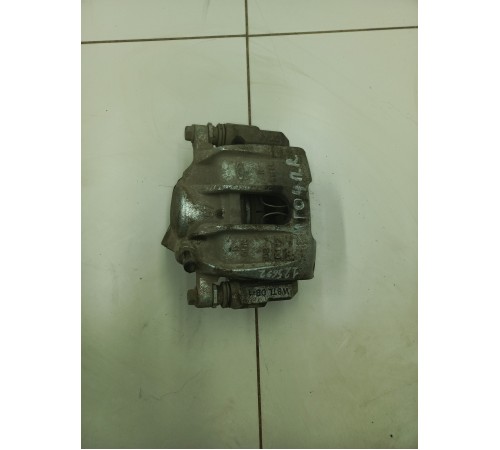 Суппорт передний правый