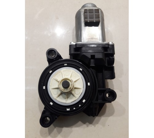 Моторчик стеклоподъемника (задний, левый)