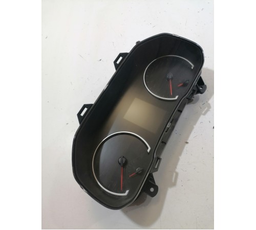 Панель приборов