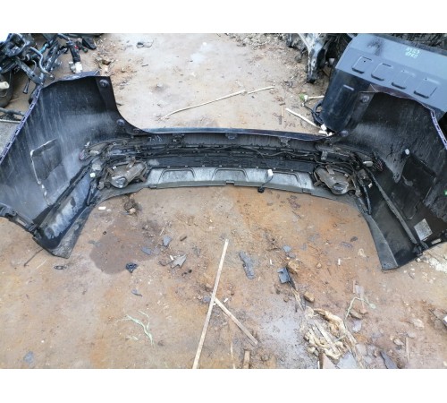 Бампер задний в сборе